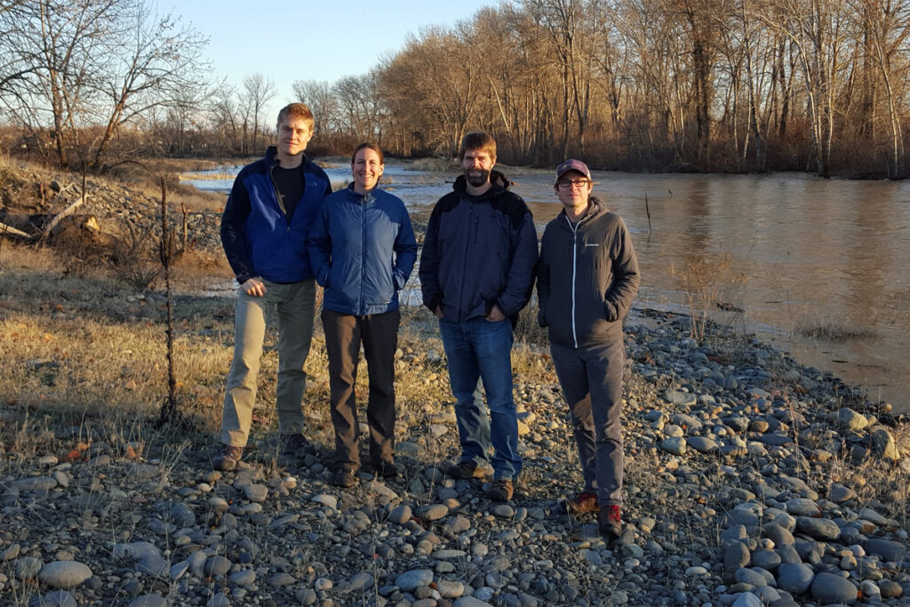 American Rivers staff on Yakima River, Washington | Jonathan Loos